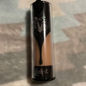 KvD Lock-it foundation